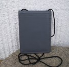 Neck Pouch Halspåse Läder Grå