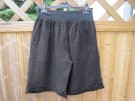 Svarta Knälånga Lätta Linneshorts