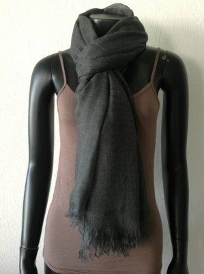 Koksgrå scarf sjal Cat&Co
