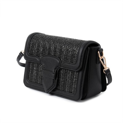 Svart liten axelremsväska clutch