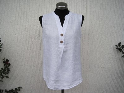 Vit Ärmlös Linneblus. Made in Italy