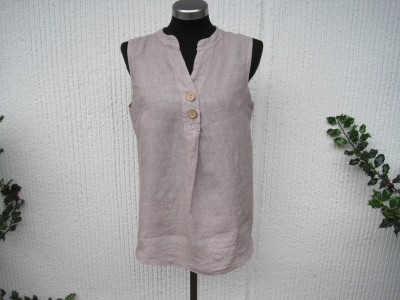 Gråbeige Taupe Ärmlös Linneblus. Made in Italy