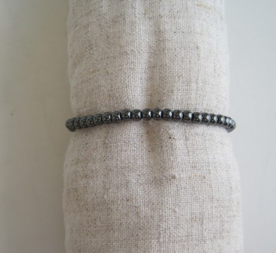 Elastiskt Resår Armband Hematit Pärlor